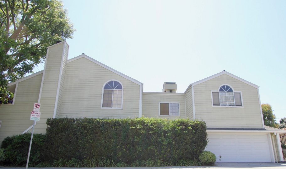 Nebraska Manor Townhomes West LA CA